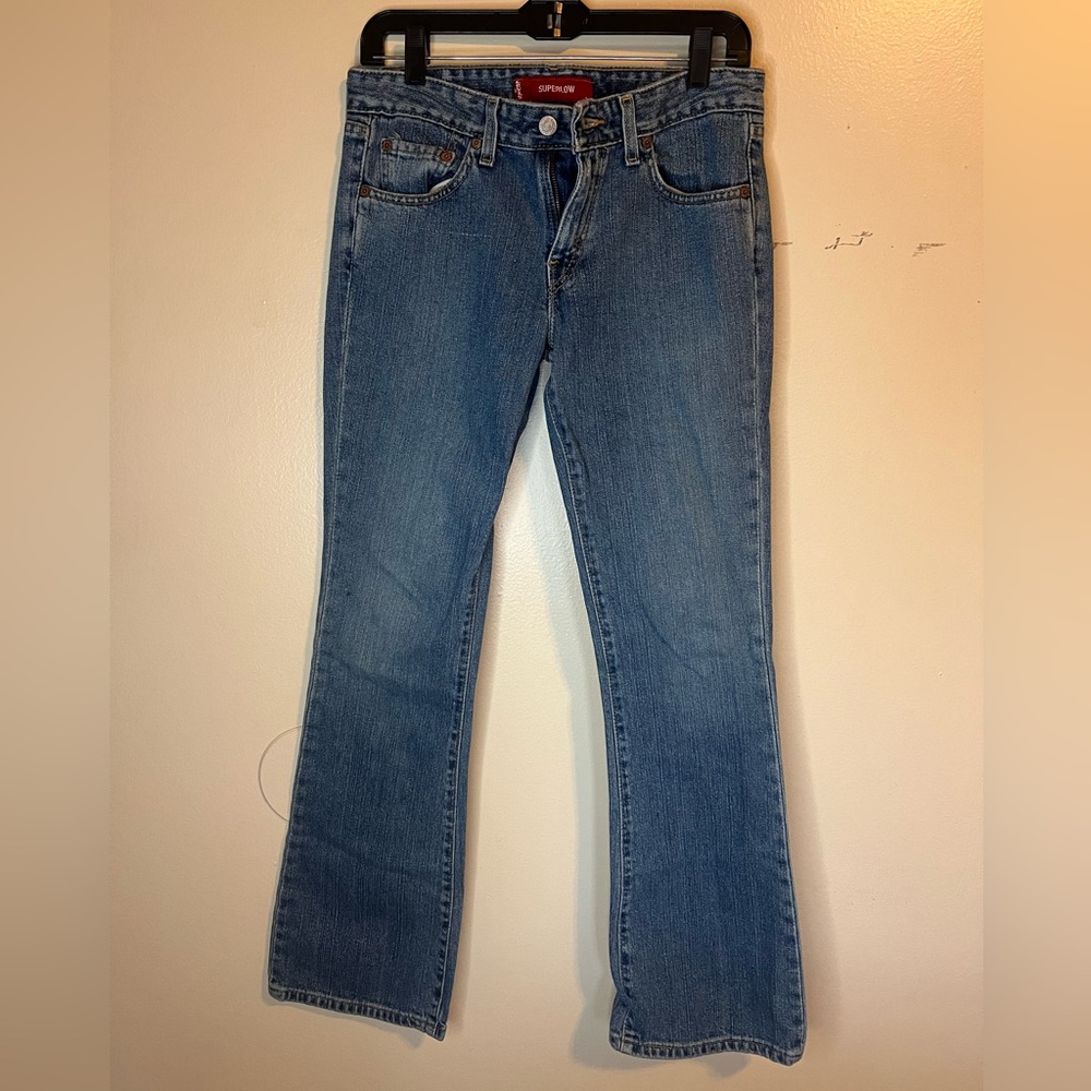 Levi superlow bootcut jeans